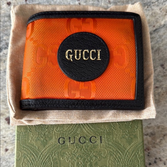 Gucci Orange Off the Grid Wallet - Picture 1 of 8